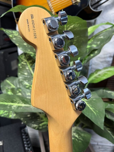 Fender American Deluxe Stratocaster QMT HSS with Rosewood Fretboard 2004 Cobalt Blue Transparent