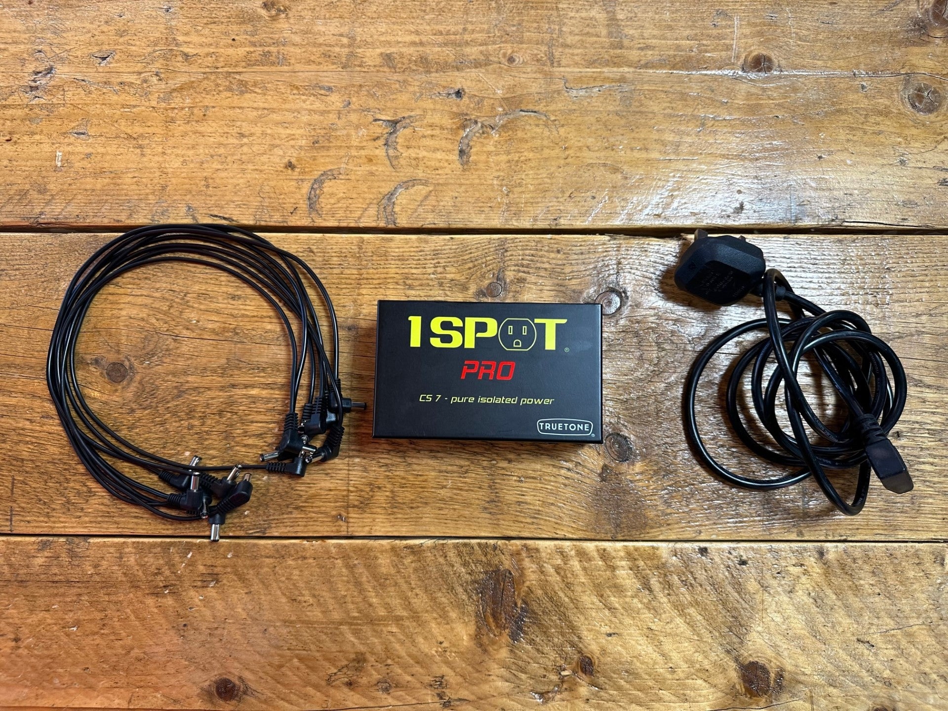 Truetone CS7 1 Spot Pro Power Supply – MotoMusic