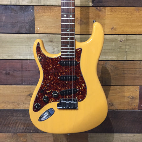 Fender American Deluxe Stratocaster Butterscotch Left Hand 2003