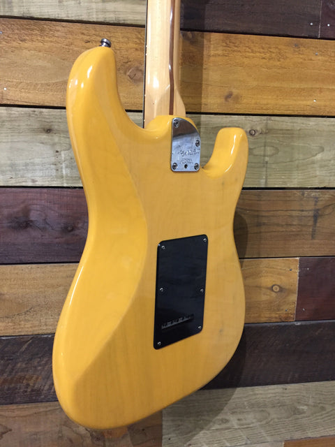 Fender American Deluxe Stratocaster Butterscotch Left Hand 2003