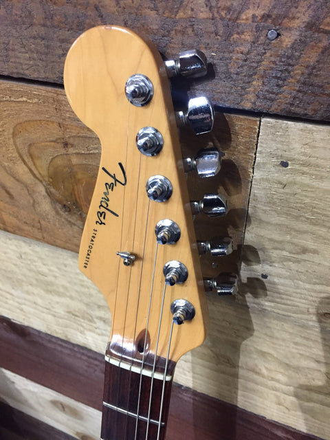 Fender American Deluxe Stratocaster Butterscotch Left Hand 2003