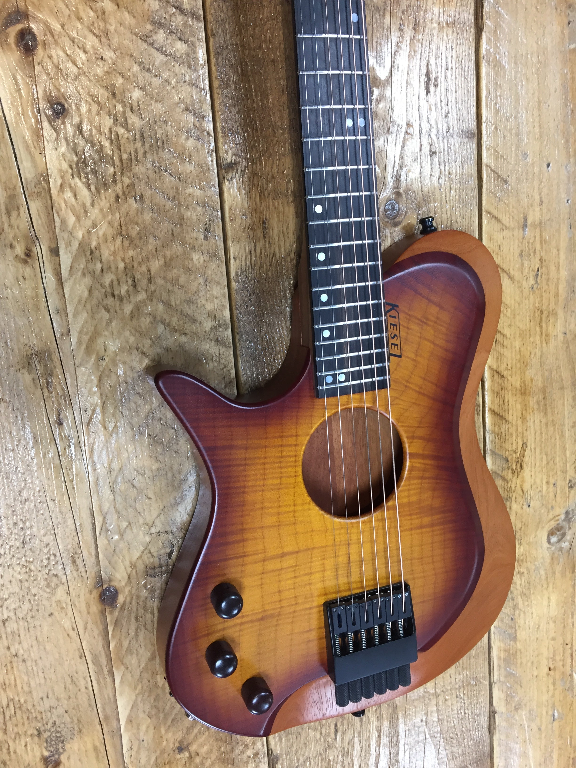 Kiesel Zeus Acoustic Left Hand Deep Vintage Burst Headless guitar