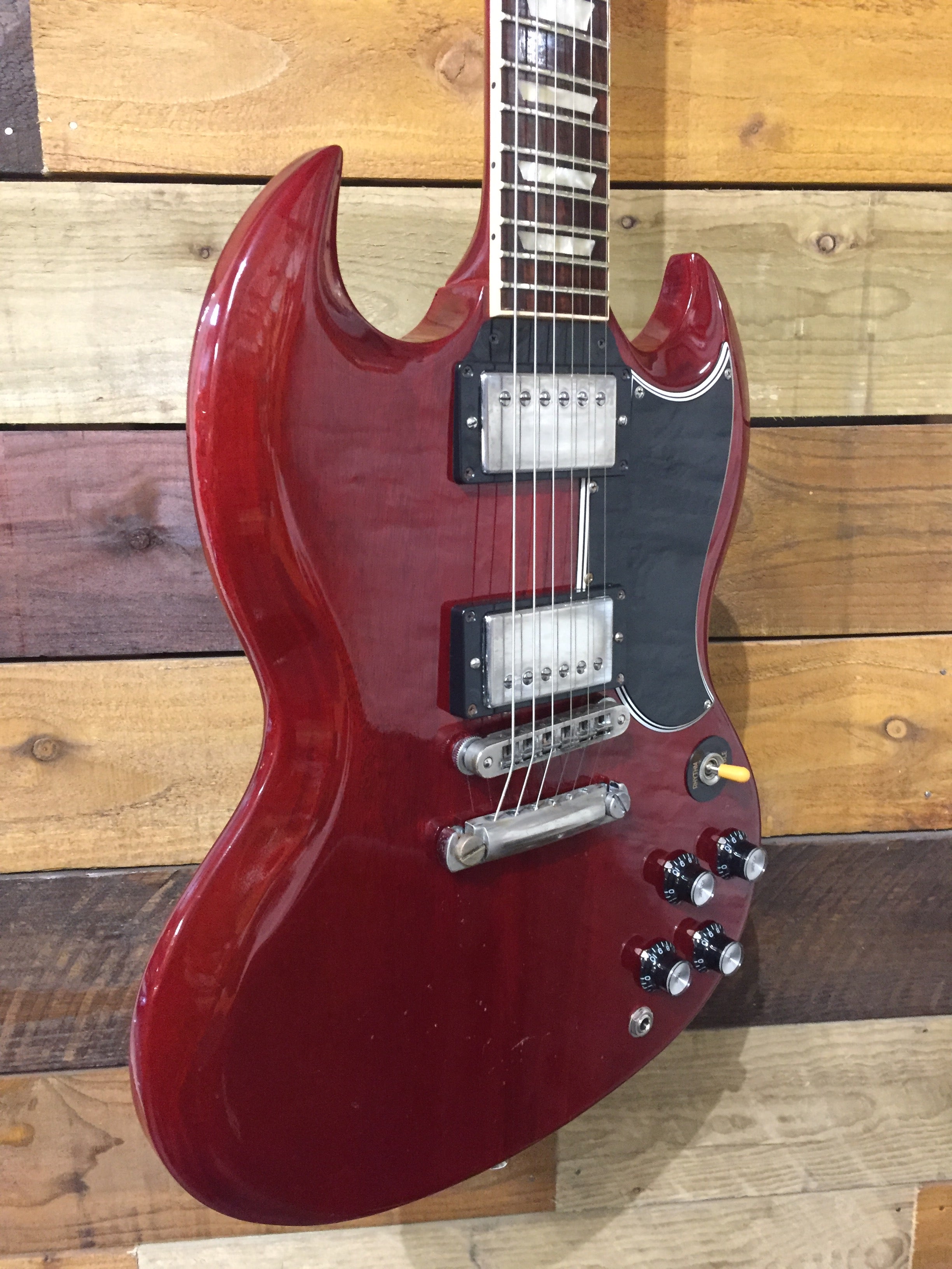 Gibson SG 61 Re-Issue Cherry Special Upgrade 2010 – MotoMusic