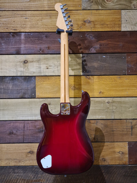 Fender Elite Stratocaster with Maple Fretboard 1983 Wild Cherry