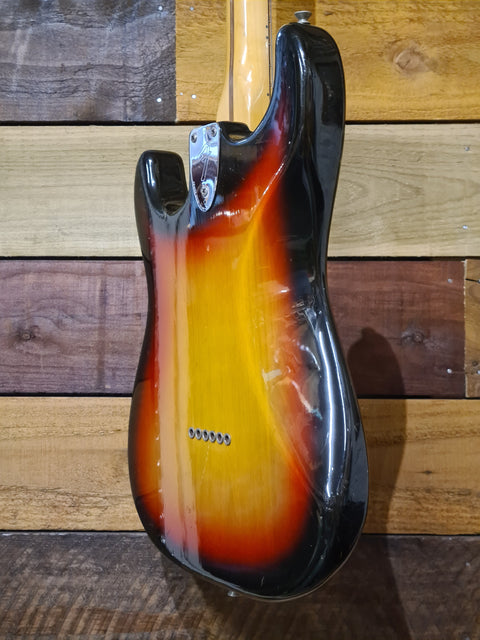 Fender Stratocaster with 3-Bolt Neck, Rosewood Fretboard 1971 Sunburst