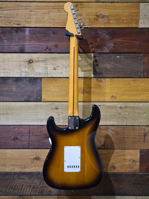 Fender M.I.J 54 Re-issue Strat - Sunburst