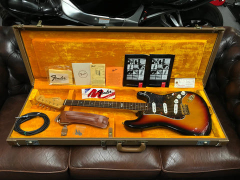Fender Collectors Edition Stratocaster in Three-Tone Sunburst 1997