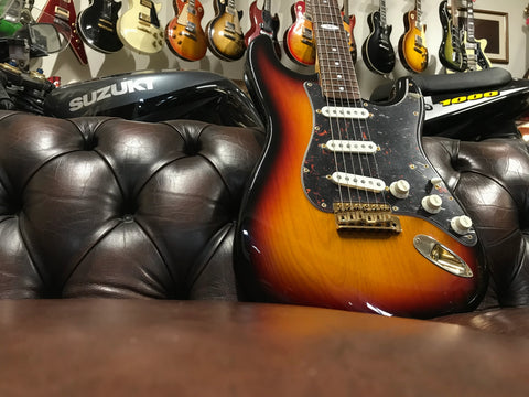 Fender Collectors Edition Stratocaster in Three-Tone Sunburst 1997