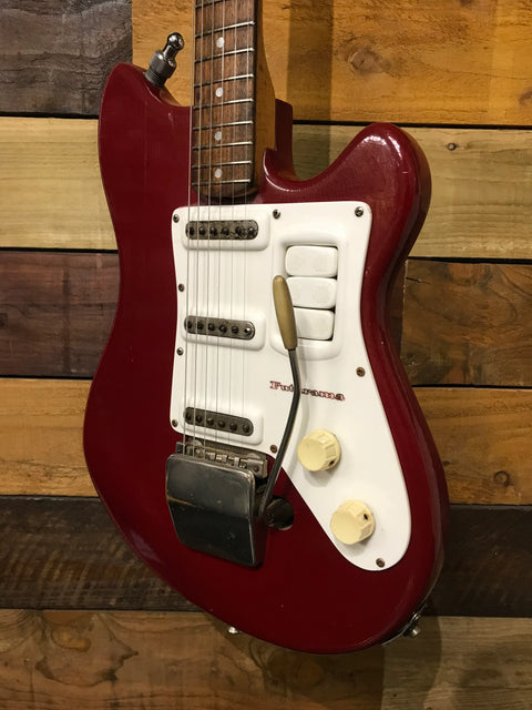 Futurama 1 Foreign Maroon 1960s