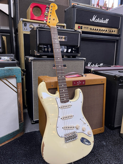 Fender Custom Shop 63 Stratocaster Aged White Relic RW
