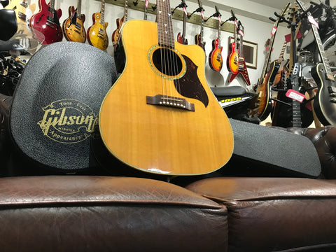 Gibson Songbird Deluxe 2001