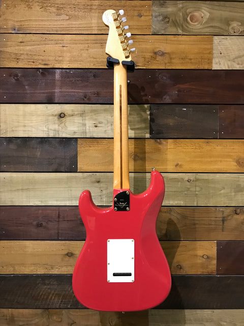 Fender Custom Shop Custom Deluxe Stratocaster "Kinsman" 2013