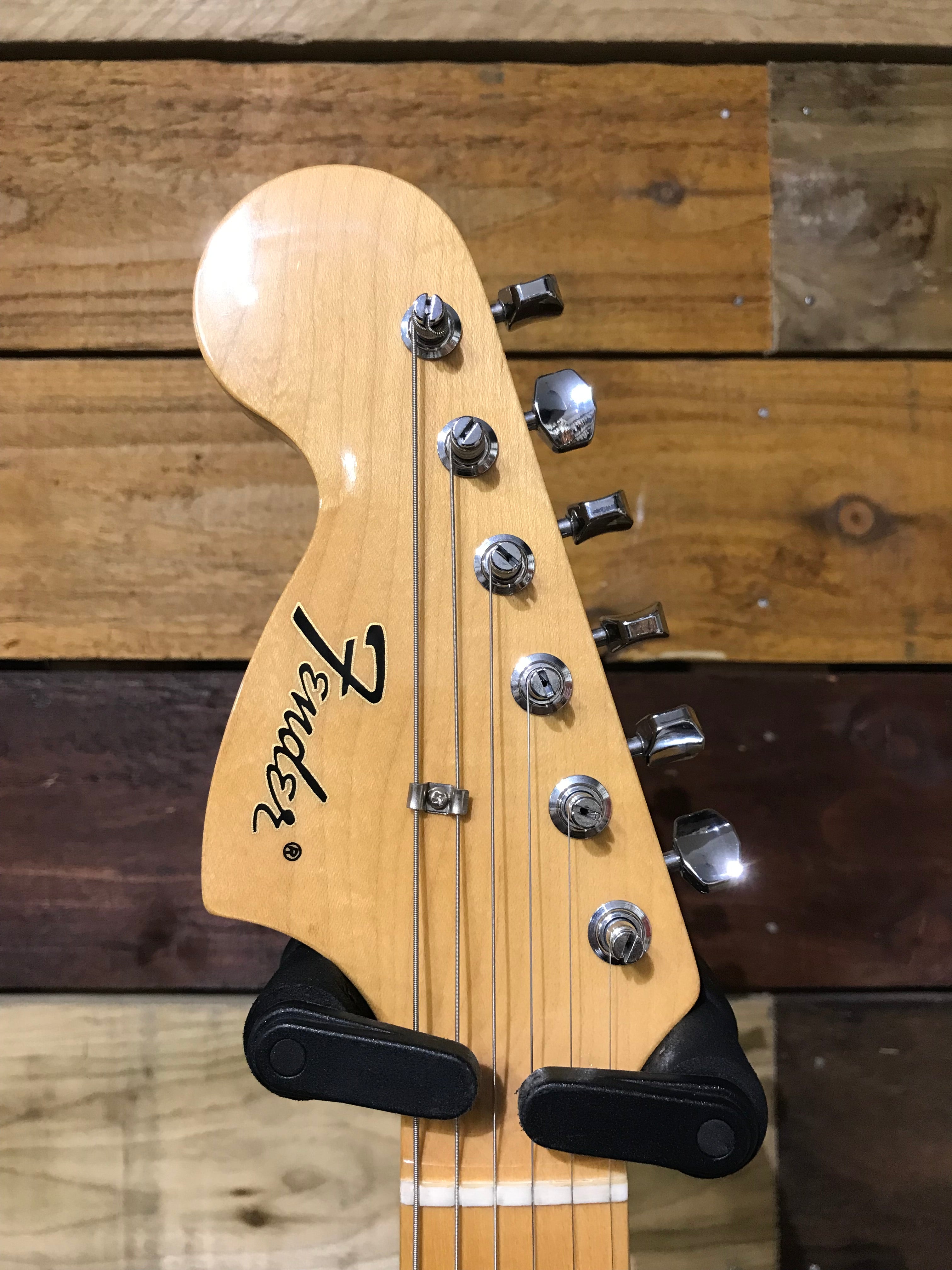 Fender ST-68 Stratocaster Japan Olympic White 2004 – MotoMusic