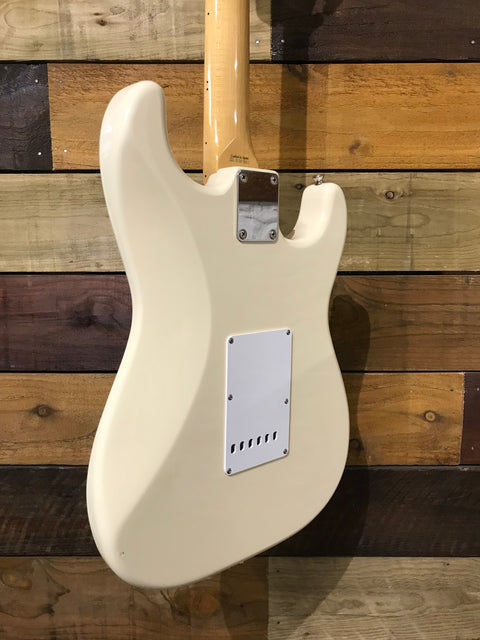 Fender ST-68 Stratocaster Japan Olympic White 2004