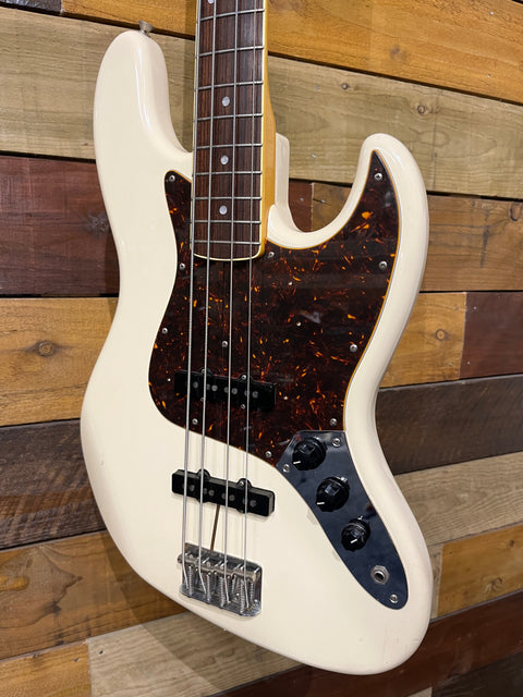 Fender 60's Jazz Bass Japan Vintage White Matching Headstock 2004