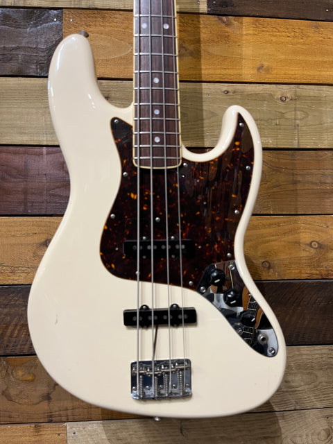 Fender 60's Jazz Bass Japan Vintage White Matching Headstock 2004