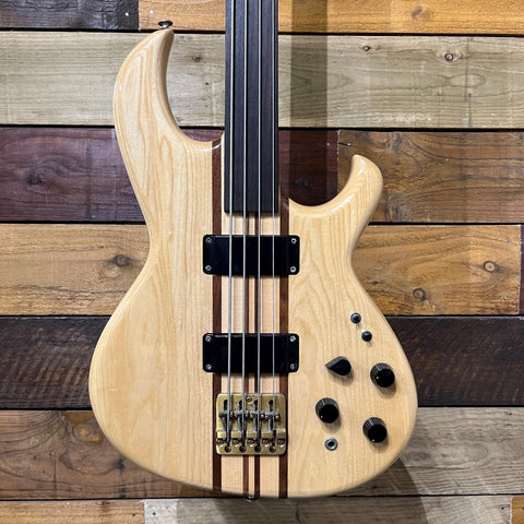 Aria Pro II SB900 Japan Fretless Vintage Bass 1980's