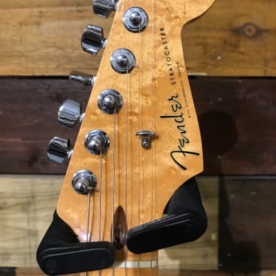 Fender Custom Shop Custom Classic Stratocaster in Aztec Gold 2009