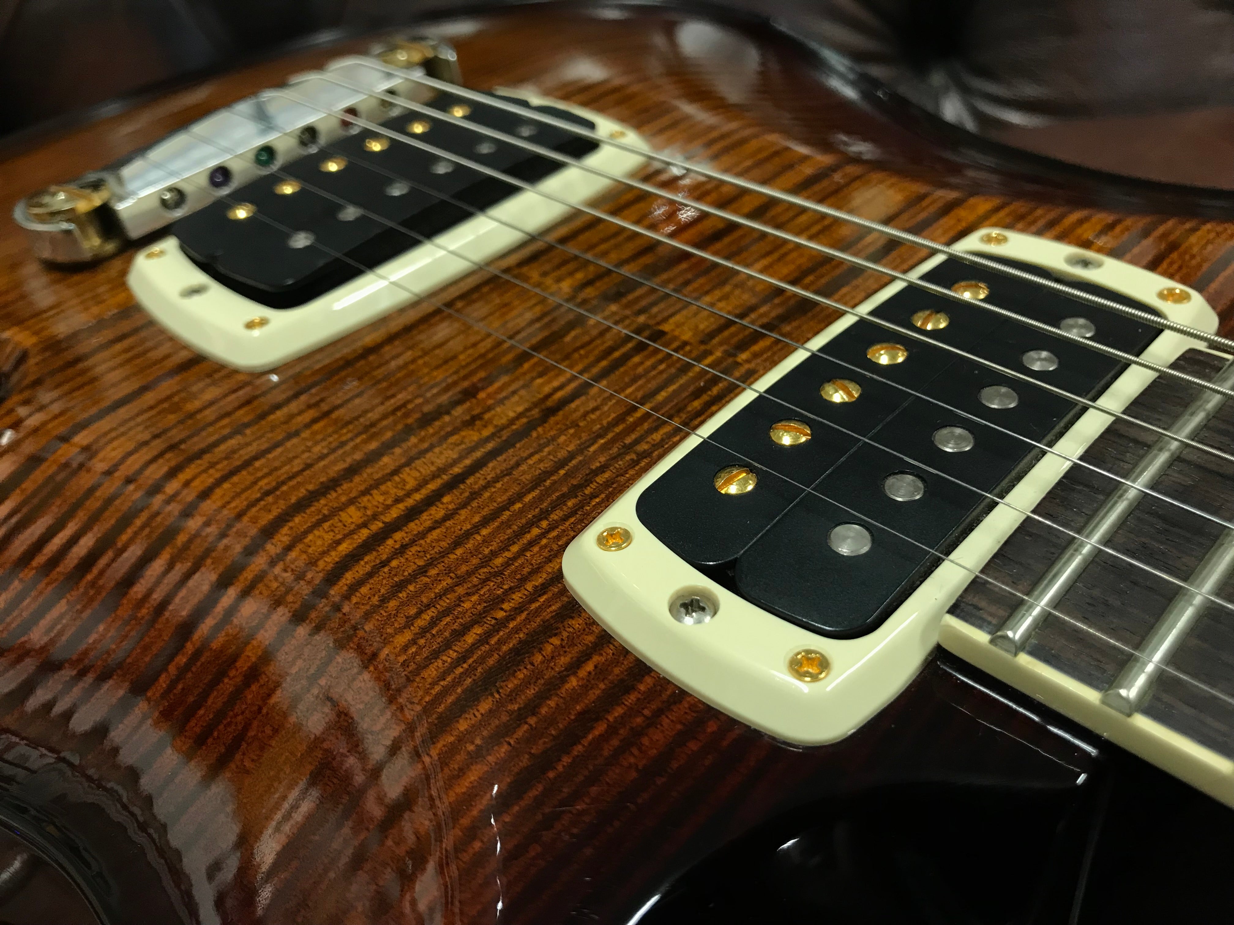 PRS Signature Limited Edition Black Gold Wrap 2012 (1 of 400!) – MotoMusic