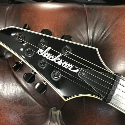 Jackson Pro Series Monarkh SC LH in Gloss Black 2017