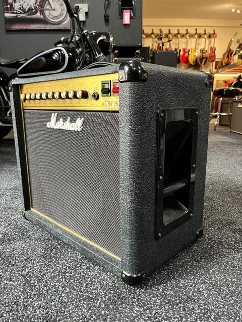 Marshall JCM 900 Model 4101 100-Watt Hi Gain Dual Reverb 1x12 Combo