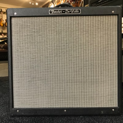 Fender Hot Rod DeVille 60-Watt 4x10" Guitar Combo 2007