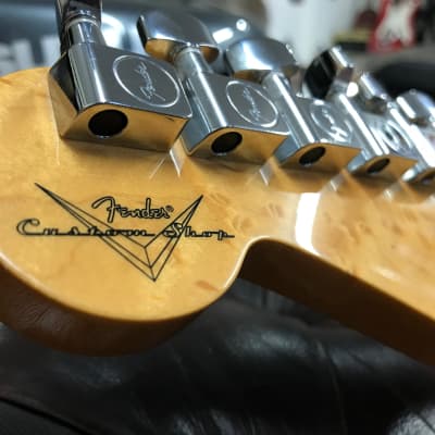 Fender Custom Shop Custom Classic Stratocaster in Aztec Gold 2009