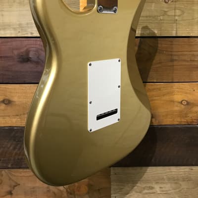 Fender Custom Shop Custom Classic Stratocaster in Aztec Gold 2009