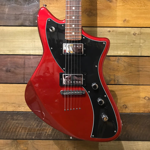 Fender Alternate Reality Series Meteora in Candy Apple Red 2019
