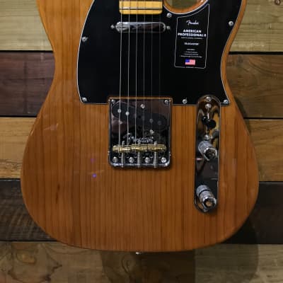 Fender American Professional II Telecaster in Roasted Pine 2022