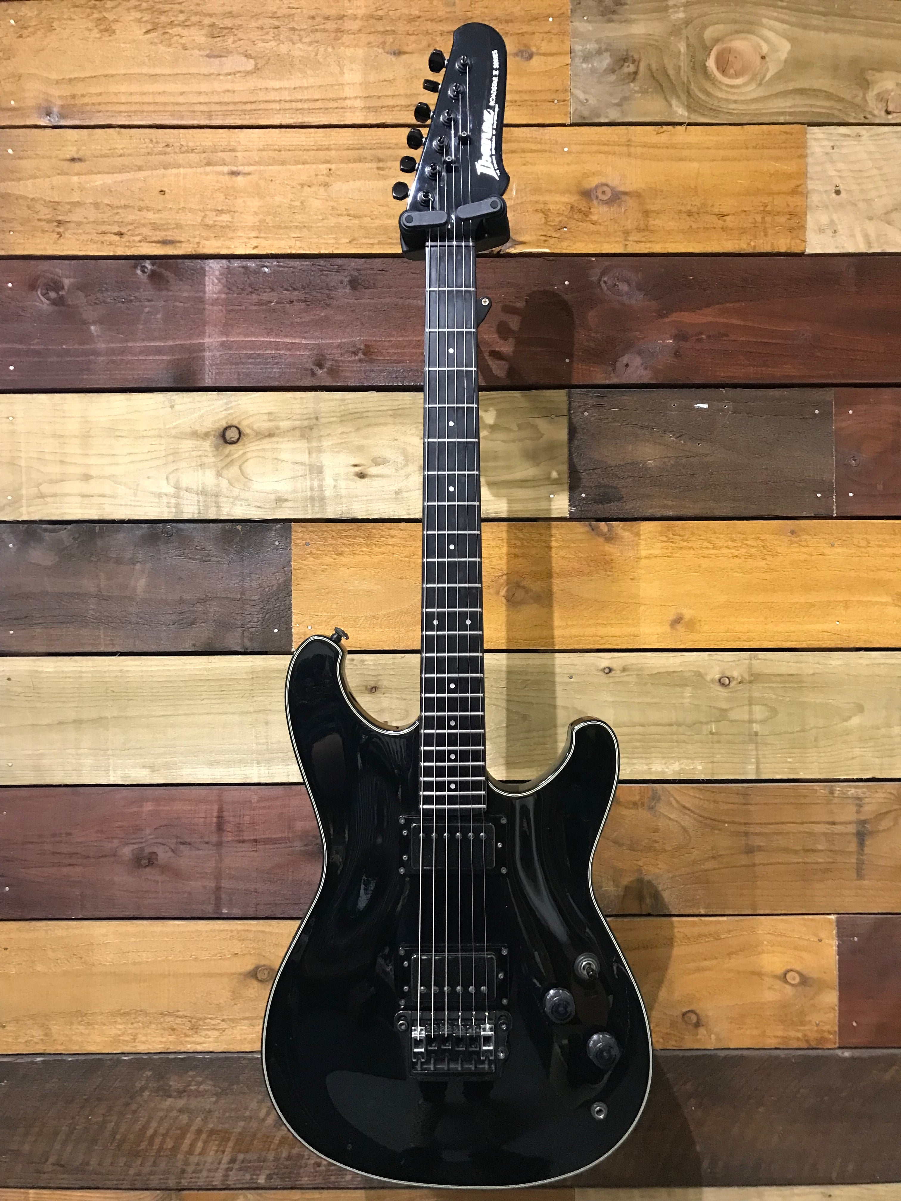 Ibanez Roadstar II in Ebony 1984 (RARE!) – MotoMusic