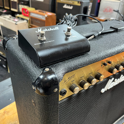 Marshall JCM 2000 DSL 401 Dual Super Lead 2-Channel 40-Watt 1x12" Guitar Combo 2000s - Black