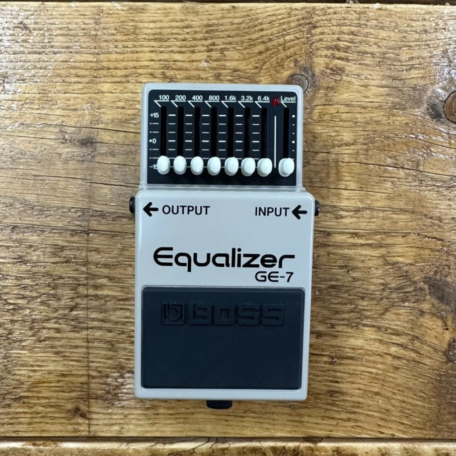 Boss GE-7 Equalizer (Silver Label) Pedal – MotoMusic